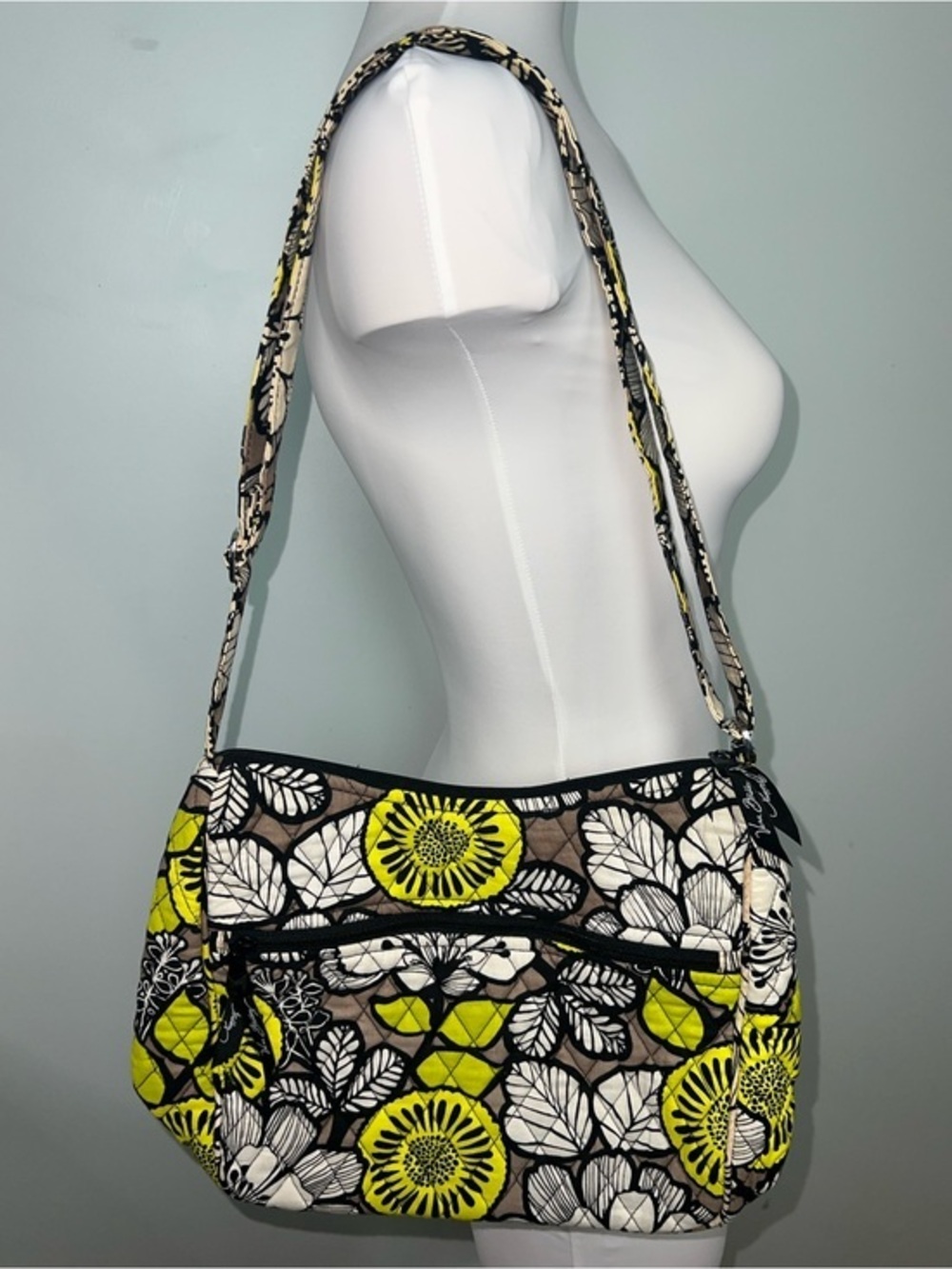Vera Bradley Lime’s Up Floral Crossbody or Shoulder Bag Purse Like New